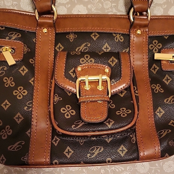 Brown and Caramel Designer Shoulder Bag - Picture 4 of 14